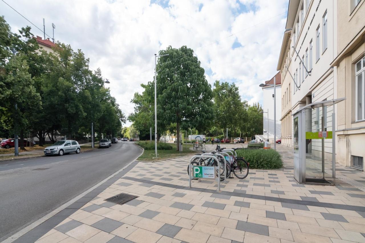 Der Fuchsbau - Neu, Kuschelig Und Zentral Im Gruenen Apartment Vienna Luaran gambar