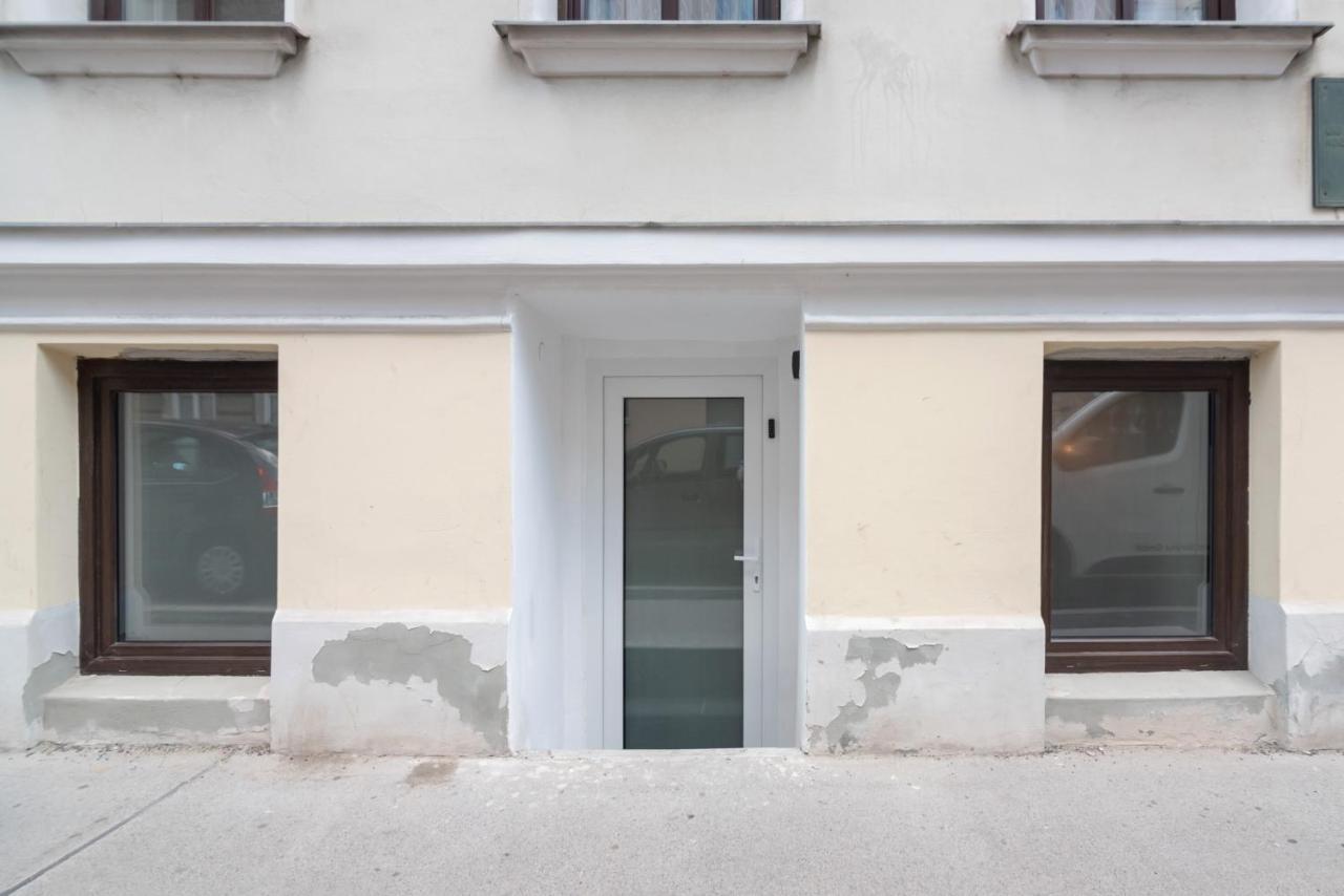Der Fuchsbau - Neu, Kuschelig Und Zentral Im Gruenen Apartment Vienna Luaran gambar