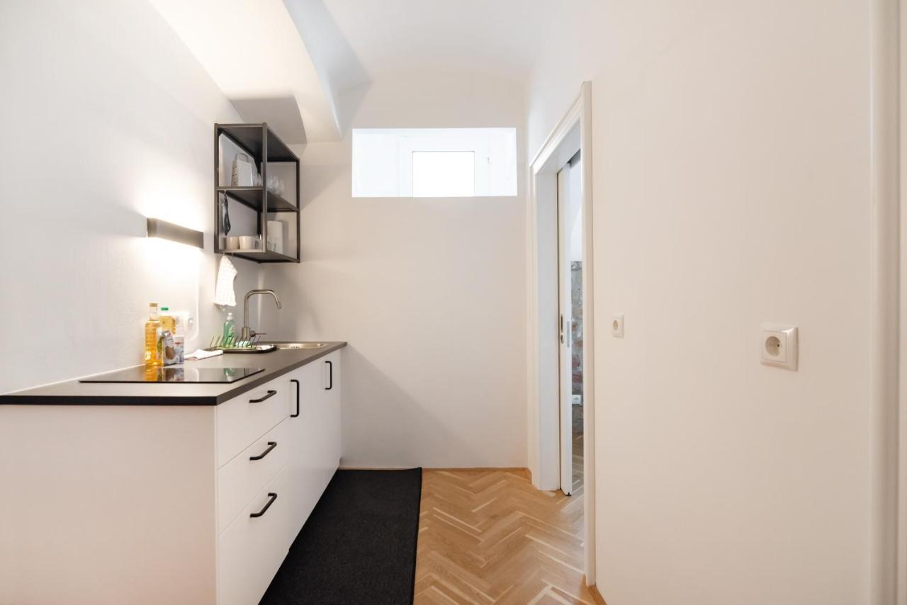 Der Fuchsbau - Neu, Kuschelig Und Zentral Im Gruenen Apartment Vienna Luaran gambar