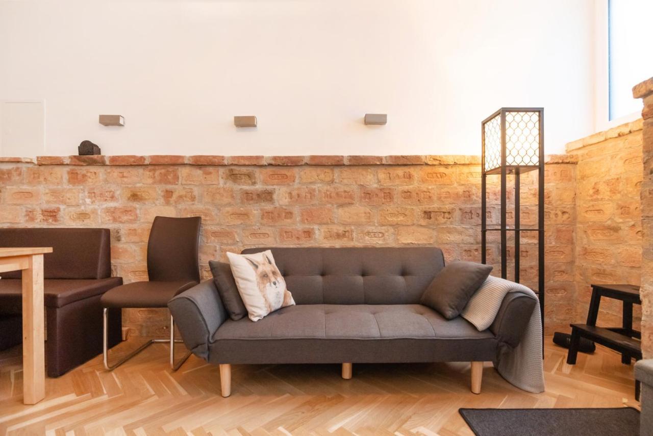 Der Fuchsbau - Neu, Kuschelig Und Zentral Im Gruenen Apartment Vienna Luaran gambar