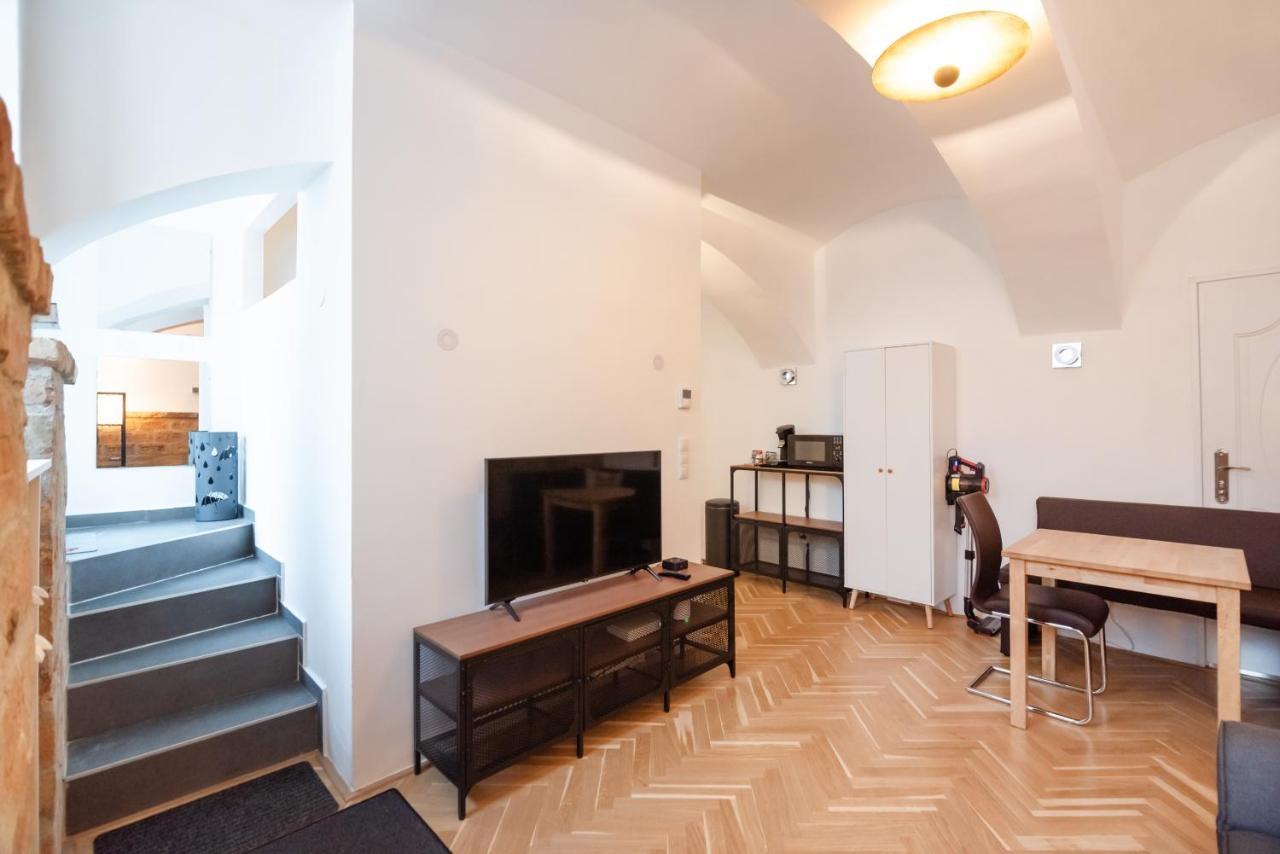 Der Fuchsbau - Neu, Kuschelig Und Zentral Im Gruenen Apartment Vienna Luaran gambar